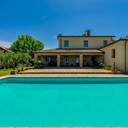La Dolce Villa *