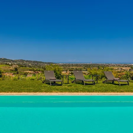 La Dolce Villa *