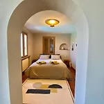 فيلة La Dolce