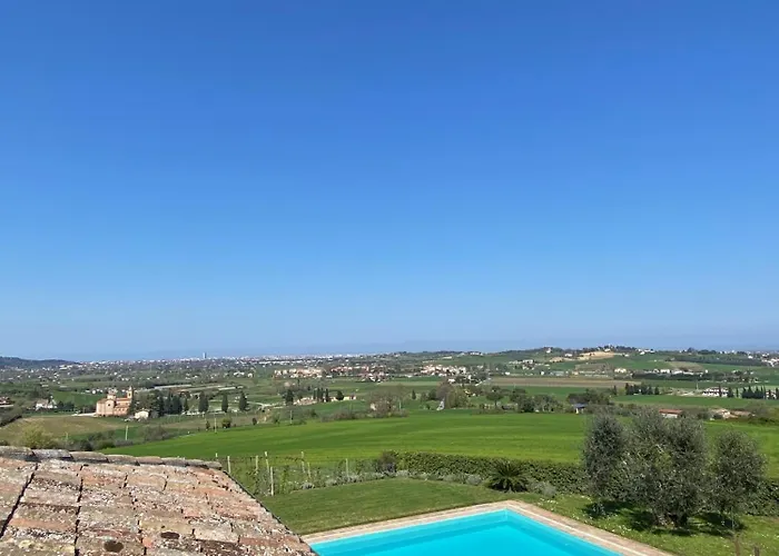 La Dolce Villa